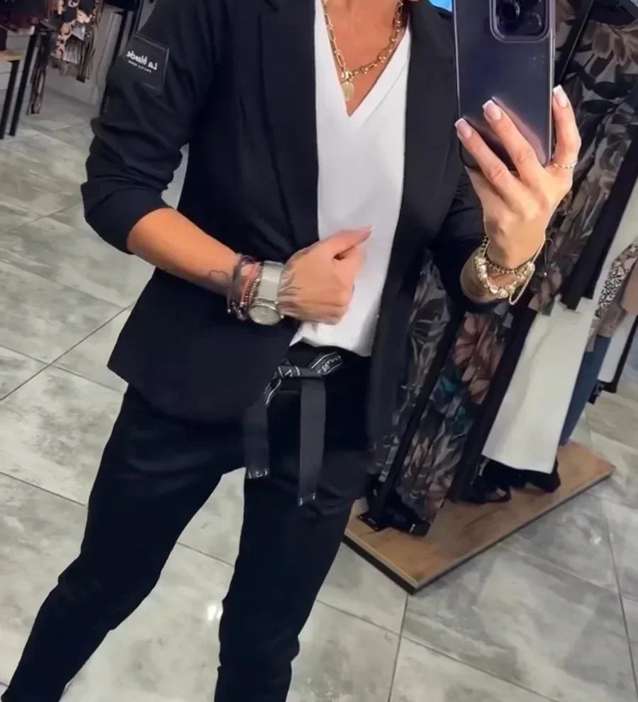 Adriana - Ensemble Chic et Élégant
