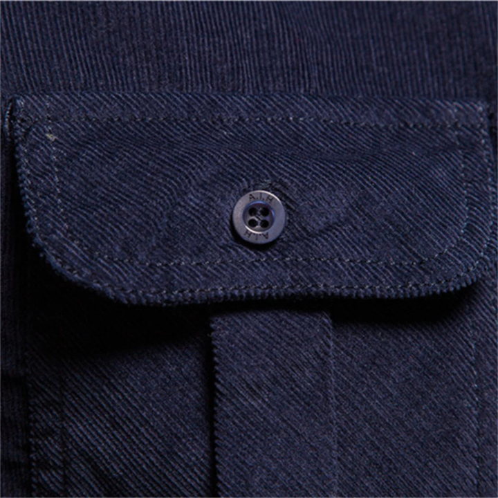 La chemise décontractée en velours côtelé pour homme Lecce