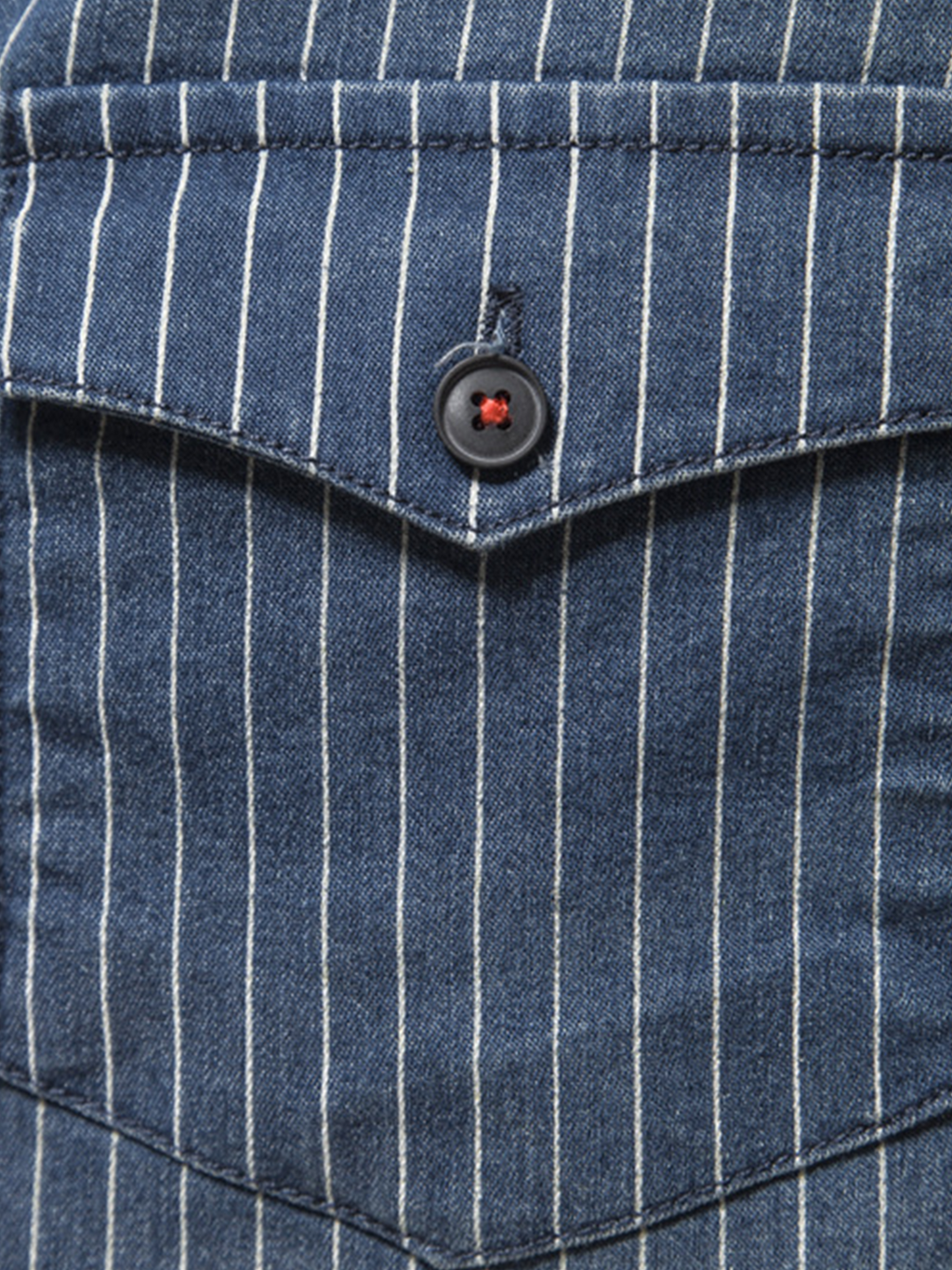 Chemise à manches longues en coton vintage avec poche à rayures en denim pour hommes