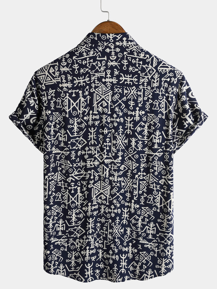 Chemise homme manches courtes imprimé tribal symboles bleu marine en rayon