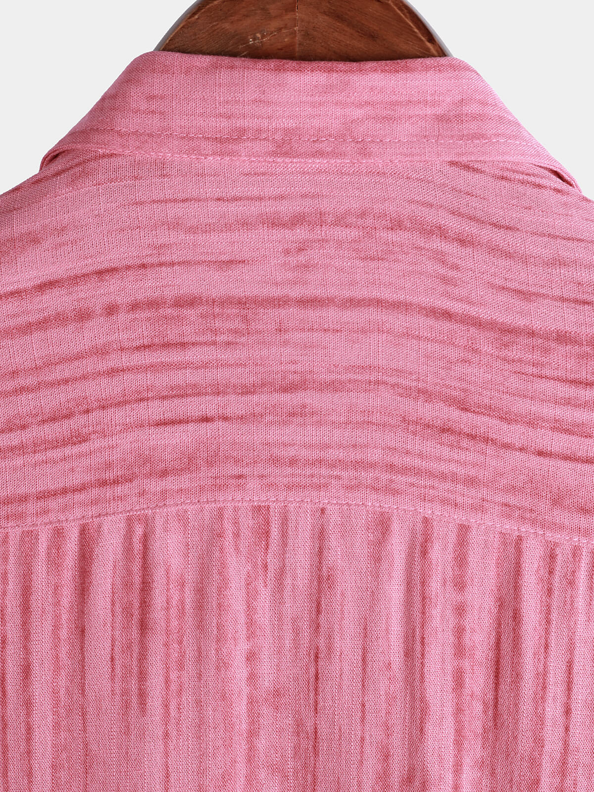 Chemise rayée rose respirante à manches courtes et poches pour homme