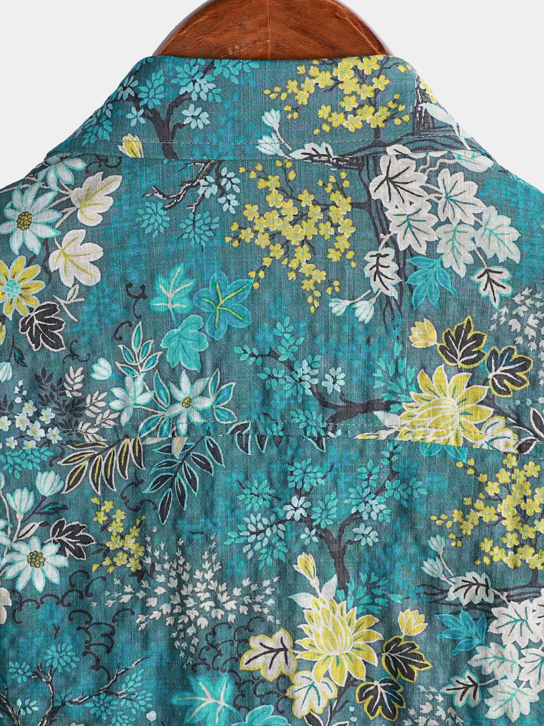 Chemise Homme Hawaïenne Tropicale Blanche et Jaune à Imprimé Floral avec Poche Poitrine Manches Courtes