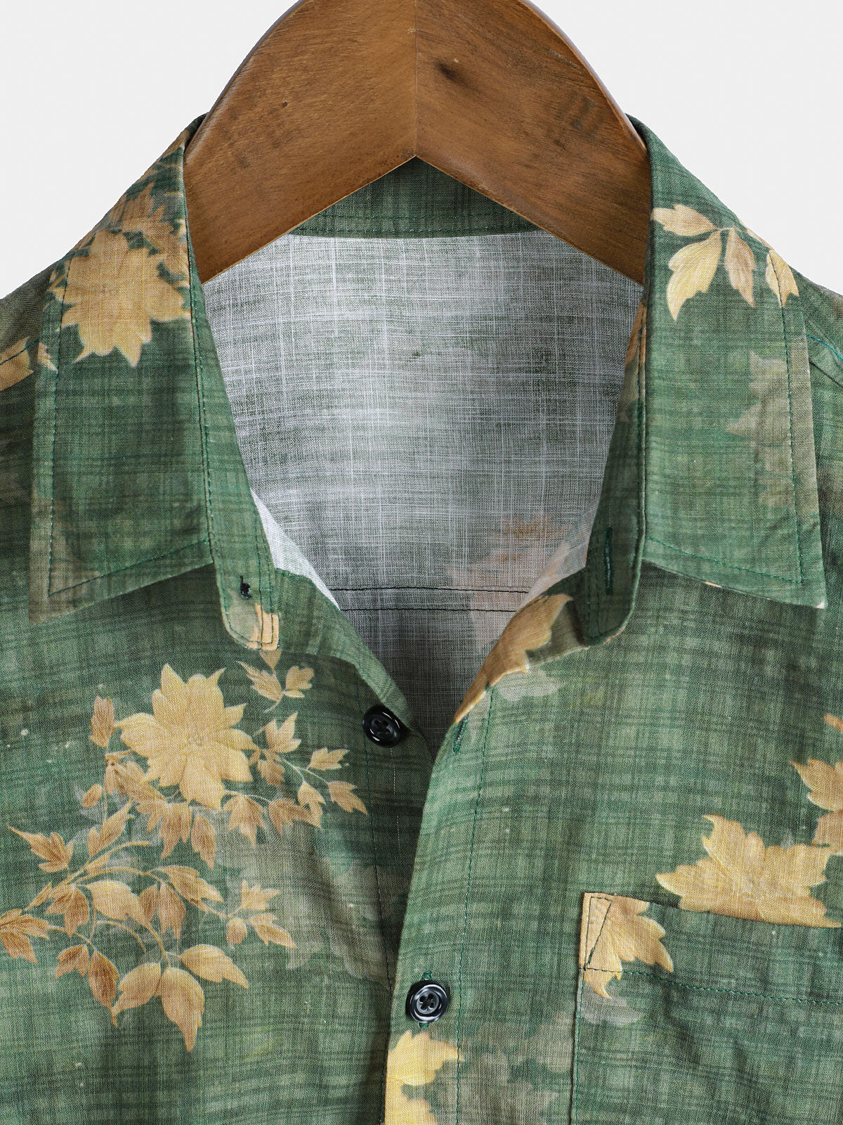 Chemise de plage à manches courtes et poche à imprimé floral vintage pour homme