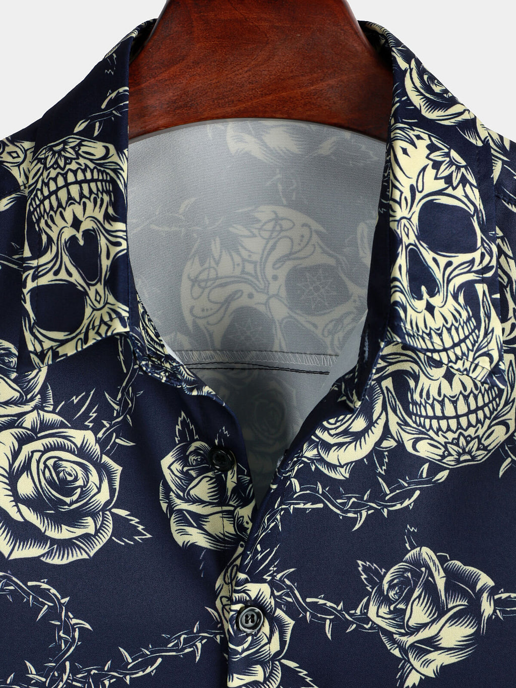 Chemise boutonnée à manches courtes pour hommes, Rock Skull Vintage Rose imprimé