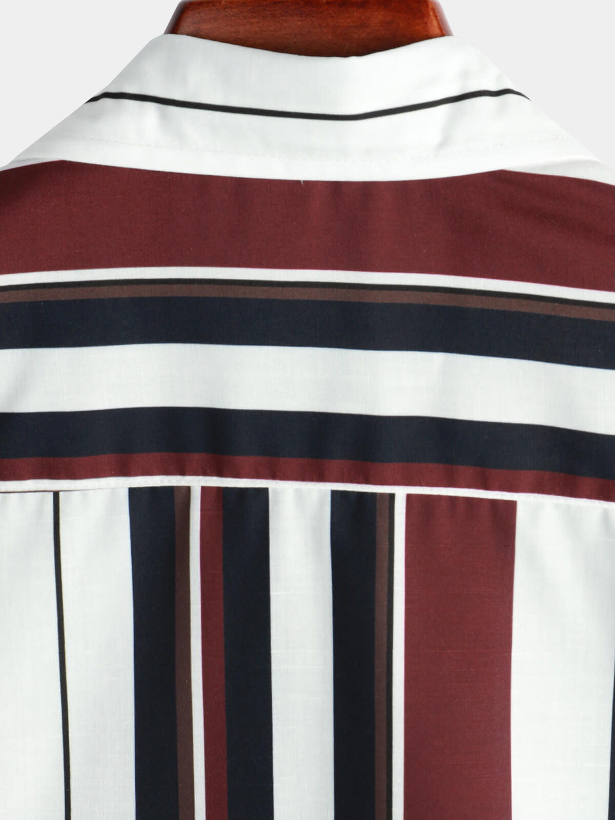 Chemise décontractée à manches courtes à rayures vintage pour hommes