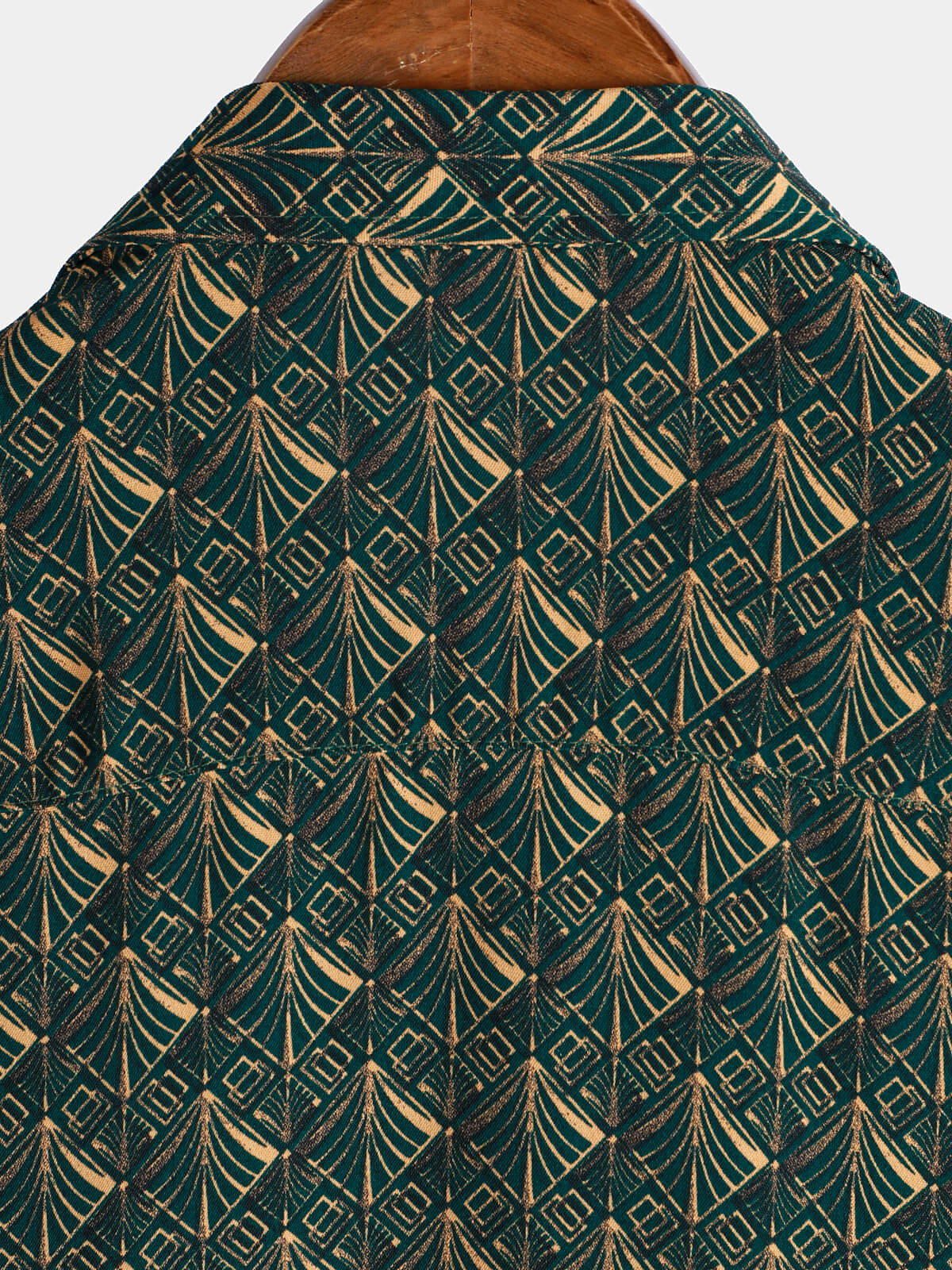 Chemise de vacances à manches courtes et poches à imprimé géométrique rétro pour homme