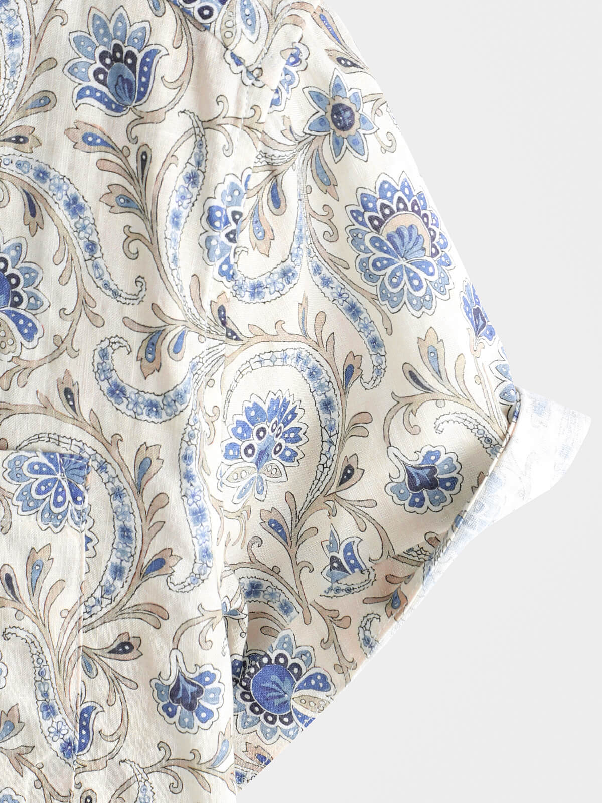 Chemise boutonnée à manches courtes et poches à motif cachemire pour homme