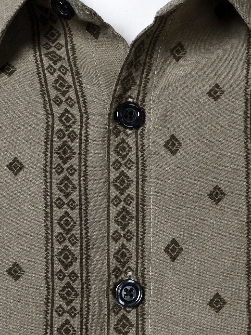 Chemise boutonnée à manches longues et imprimé rayé rétro pour homme