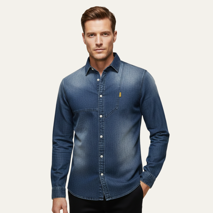 La chemise en denim pour homme Meadowford, coupe slim style cowboy