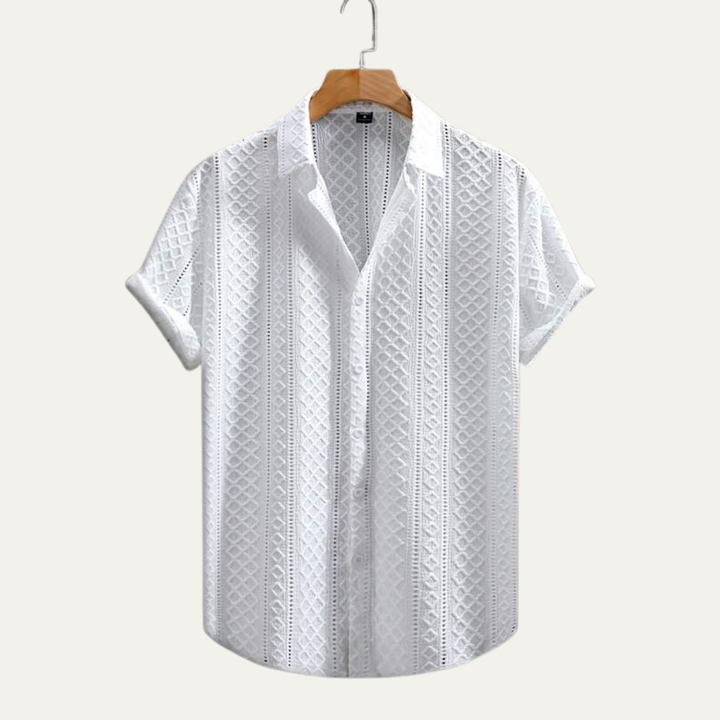 La chemise à boutons texturée d&