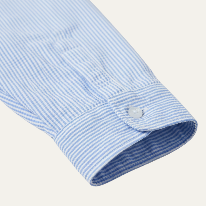 La chemise à boutons en lin léger à rayures bleues pour hommes de Maplecrest Park