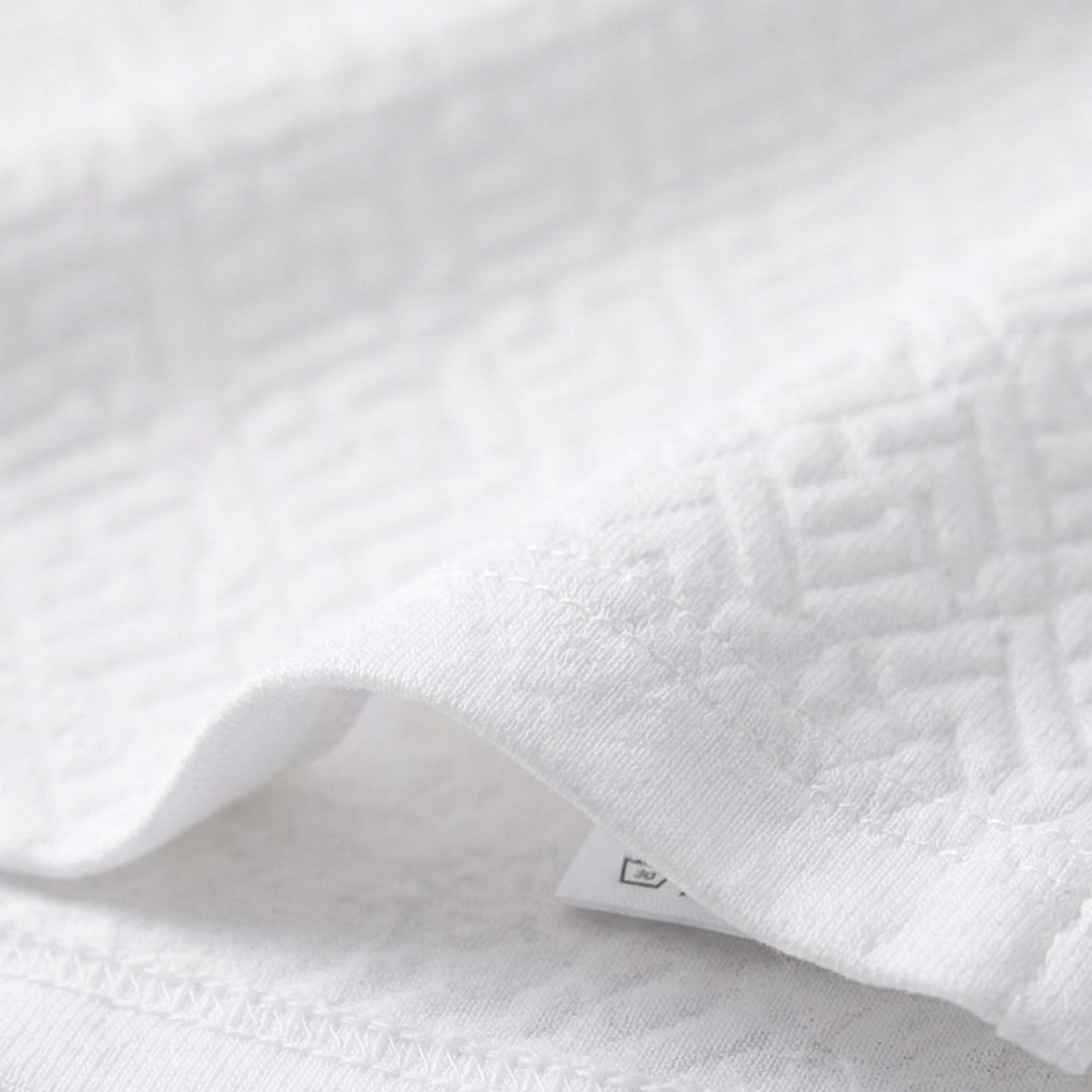 Le polo élégant texturé blanc pour homme de Willowcrest Hill