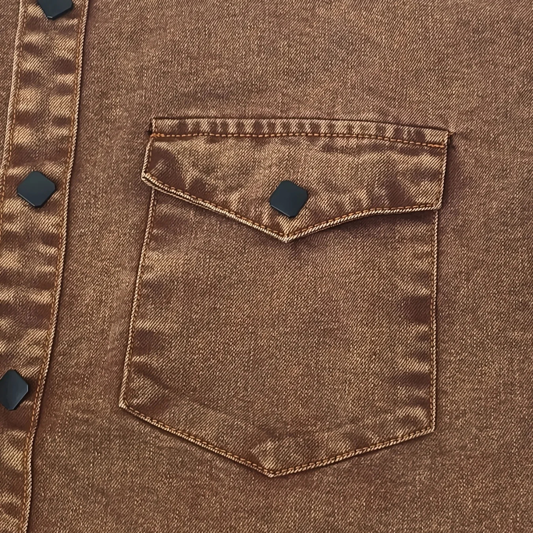 La chemise en denim vintage lavée marron pour homme de Foxhaven