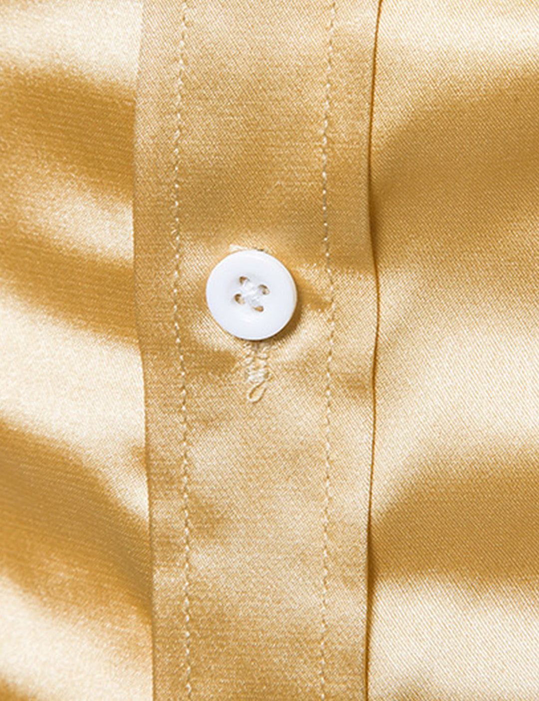 Chemise de soirée à manches longues en satin lisse boutonné pour homme