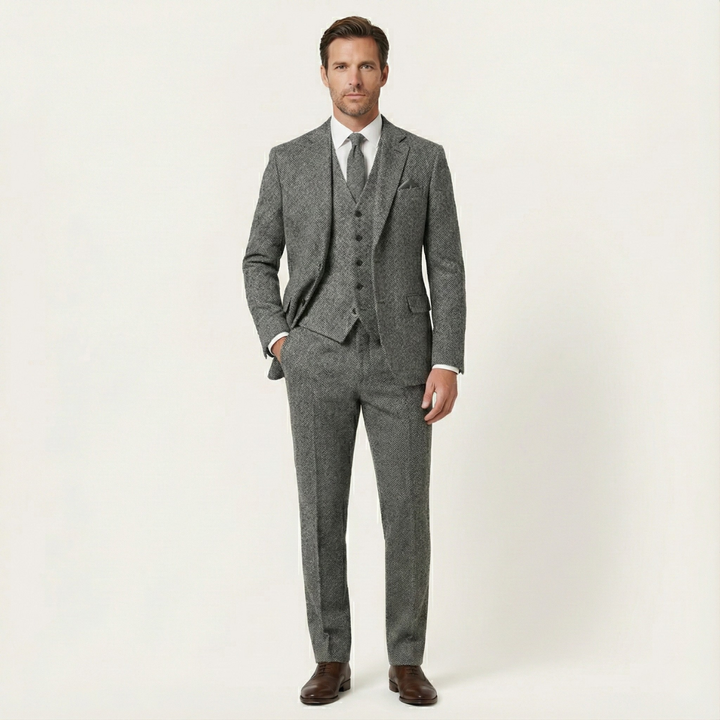 Le Costume 3 Pièces en Tweed pour Hommes Norwood – Veste Herringbone Ajustée, Gilet &amp; Pantalon