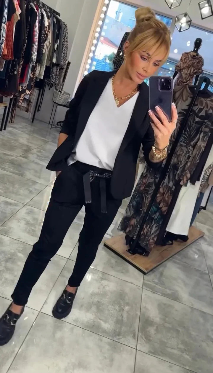 Adriana - Ensemble Chic et Élégant