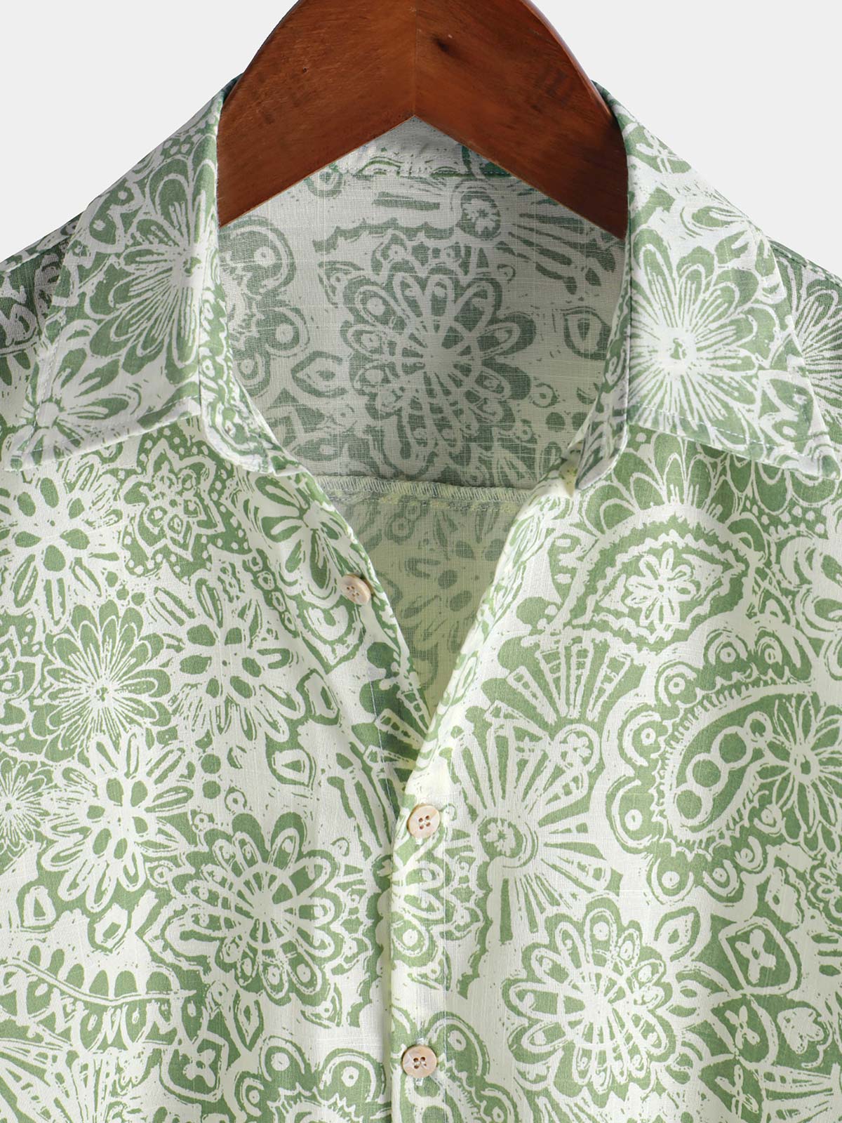 Chemise d'été boutonnée à manches courtes et motif floral vert pour homme