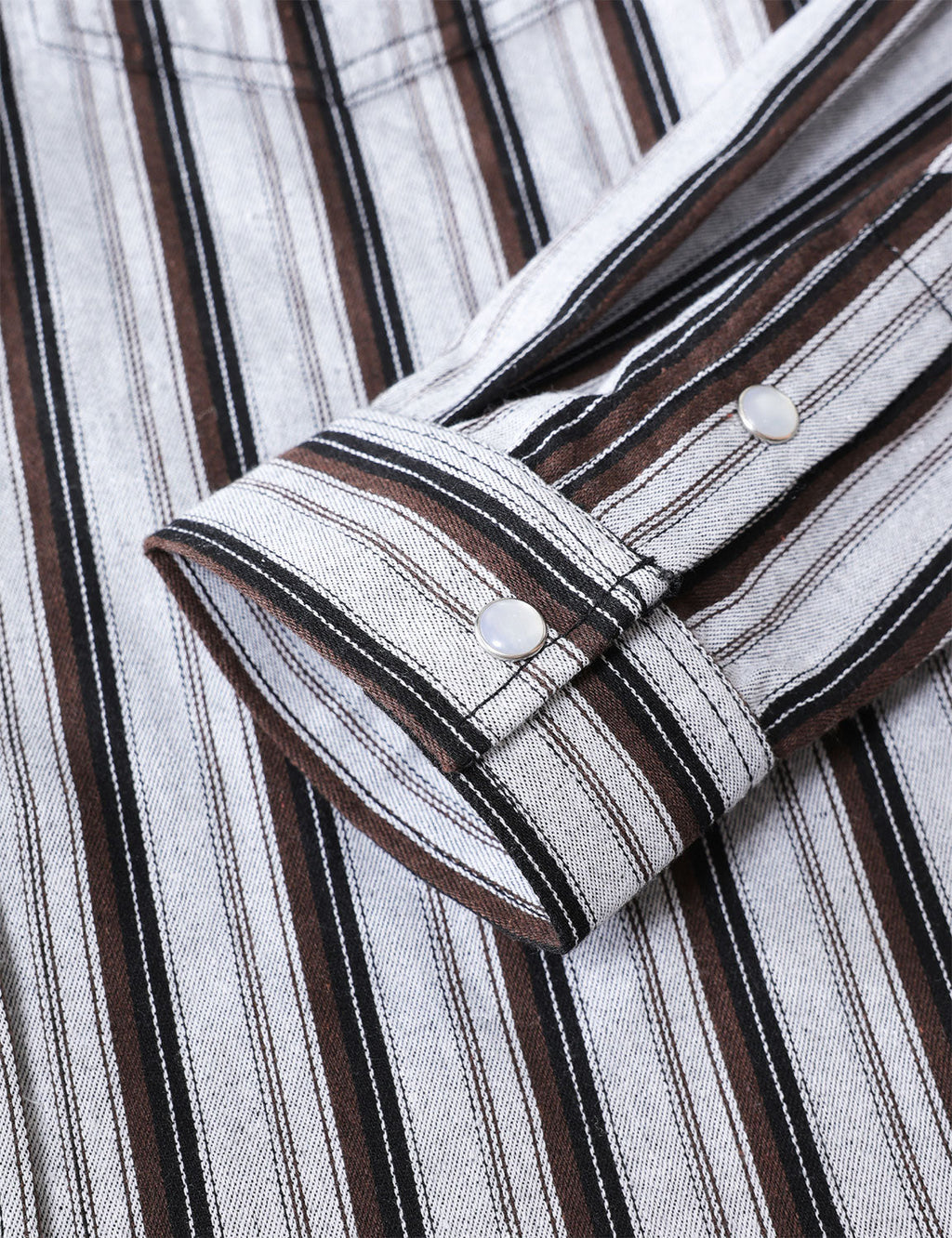 Chemise en jean décontractée à rayures blanches style western avec boutons-pression nacrés pour homme