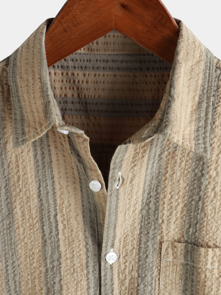 Chemise à manches courtes boutonnée pour hommes en coton rayé avec poche décontractée pour vacances hawaïennes