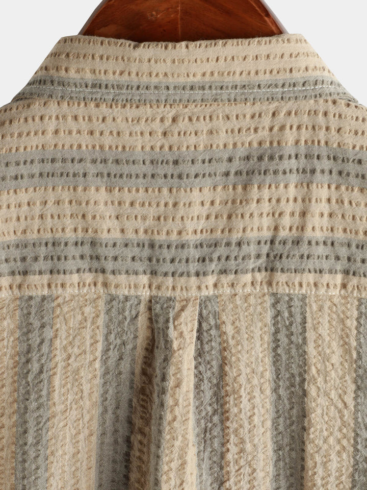 Chemise à manches courtes boutonnée pour hommes en coton rayé avec poche décontractée pour vacances hawaïennes