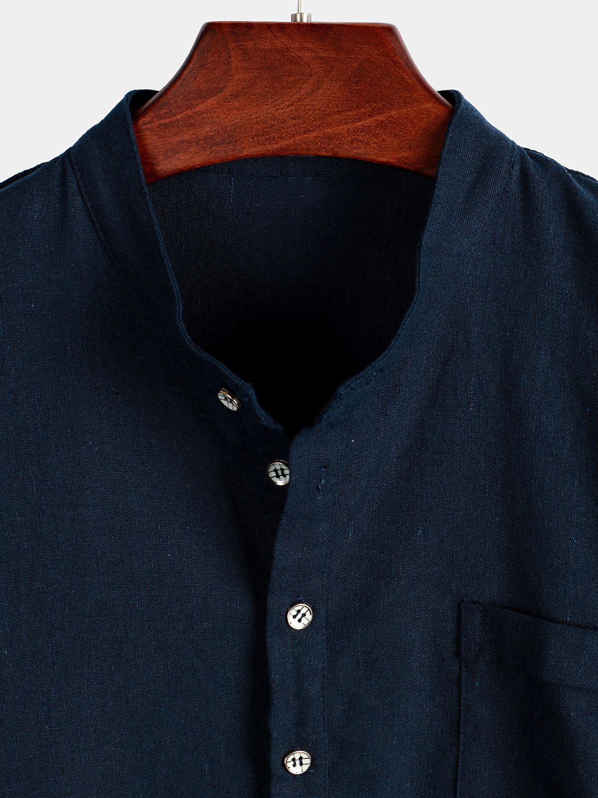 Chemise pour Homme en Couleur Unie avec Col Haut et Bouton Moyen, avec Poche Frontale
