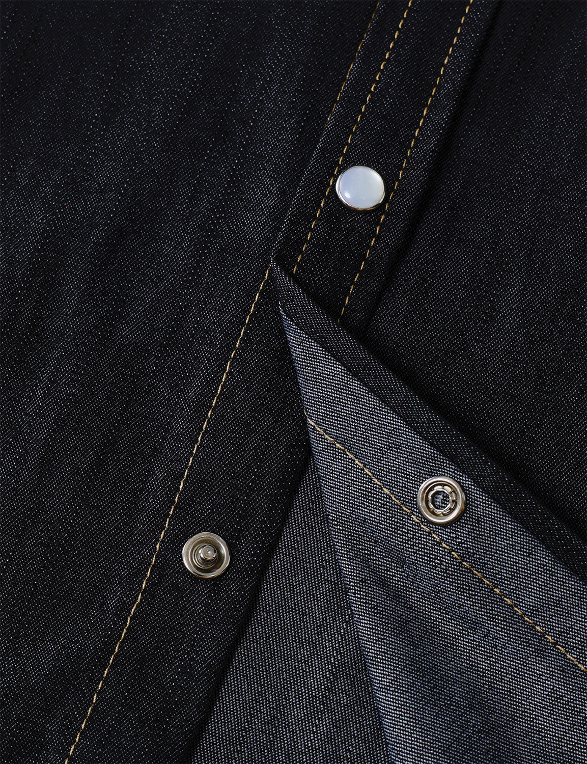 Chemise à manches longues en denim style cowboy pour homme avec boutons-pression nacrés