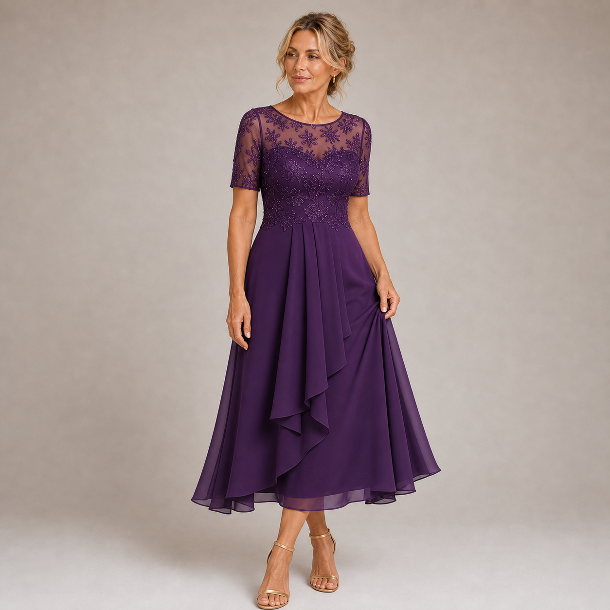 Mariana - Robe en Dentelle à Manches Courtes et Élégance Moderne