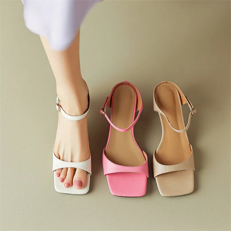 Chaussures à talon en cuir
