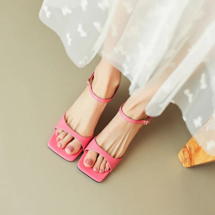 Chaussures à talon en cuir
