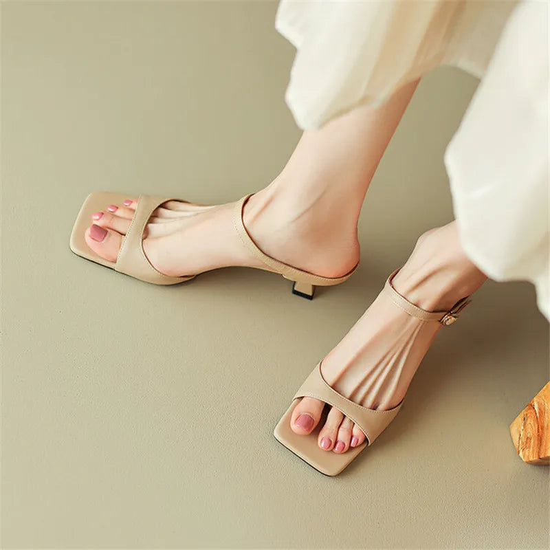Chaussures à talon en cuir