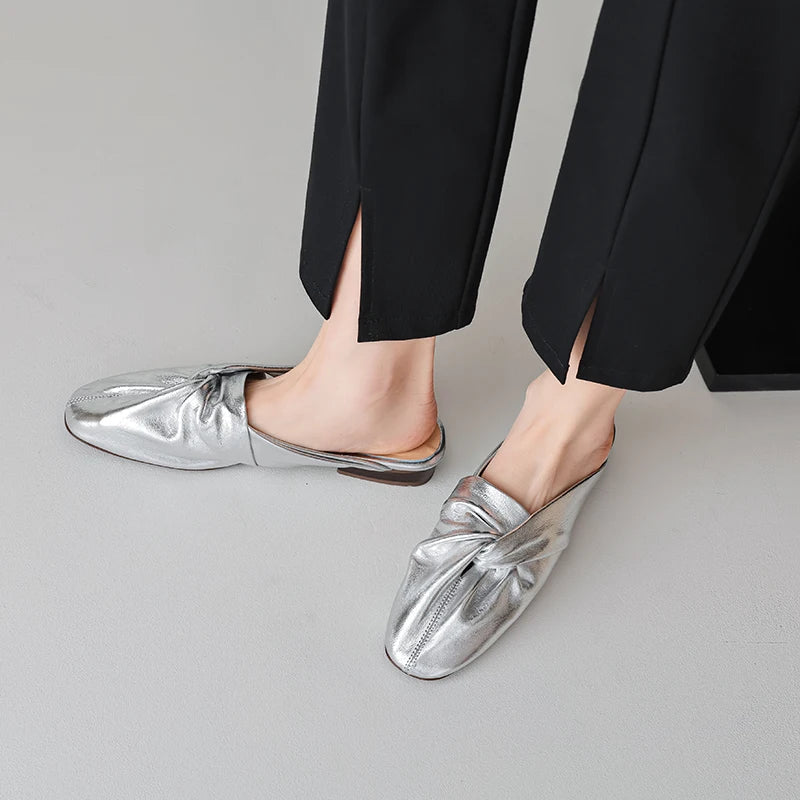 Sandale Elvara à ligne épurée