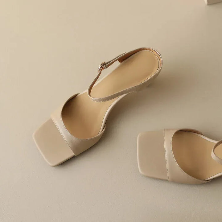 Chaussures à talon en cuir