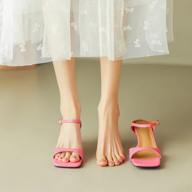 Chaussures à talon en cuir