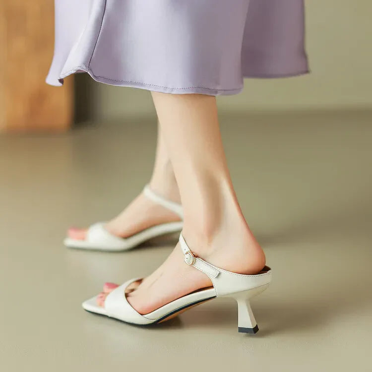 Chaussures à talon en cuir