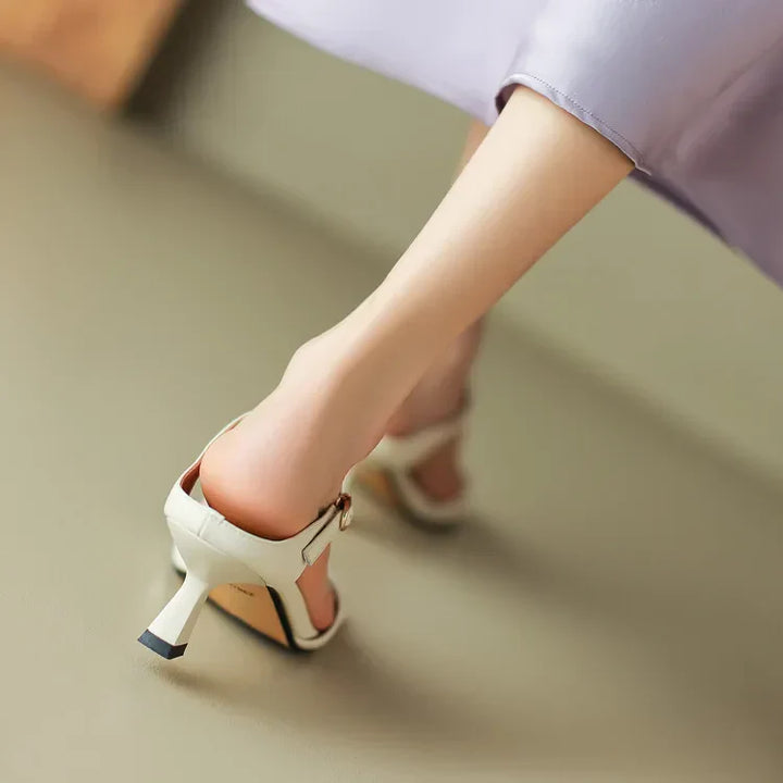 Chaussures à talon en cuir