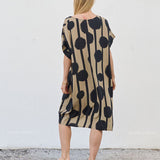 Robe Courte à Poches – Imprimé Pois Écru