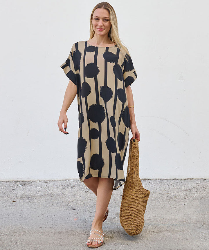 Robe Courte à Poches – Imprimé Pois Écru