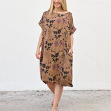 Robe Courte à Poches – Imprimé Floral Camel
