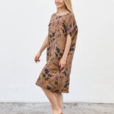 Robe Courte à Poches – Imprimé Floral Camel