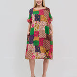 Robe Courte à Poches – Imprimé Patchwork Rose