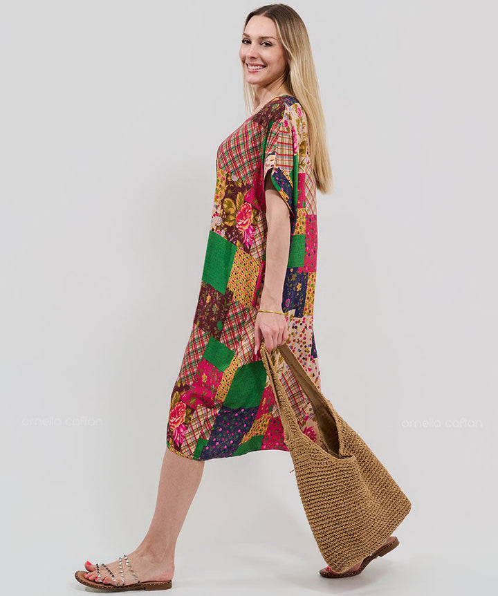 Robe Courte à Poches – Imprimé Patchwork Rose