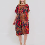 Robe Courte à Poches – Imprimé Patchwork Rouge