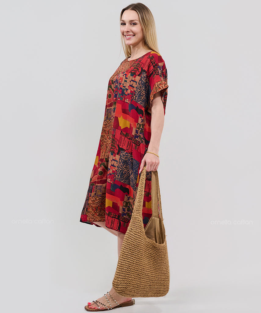 Robe Courte à Poches – Imprimé Patchwork Rouge