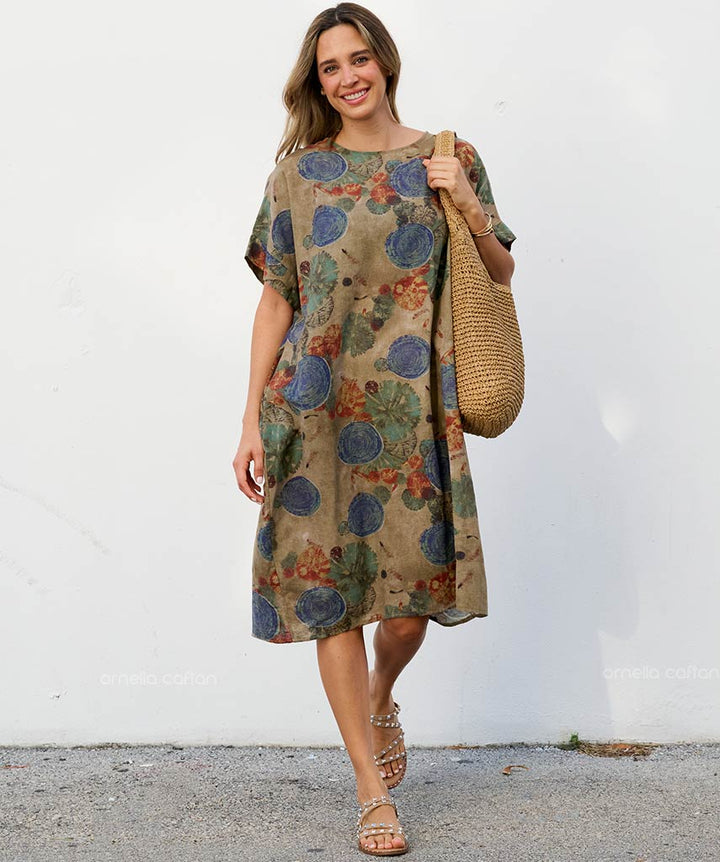 Robe Courte à Poches – Imprimé Médaillons Kaki