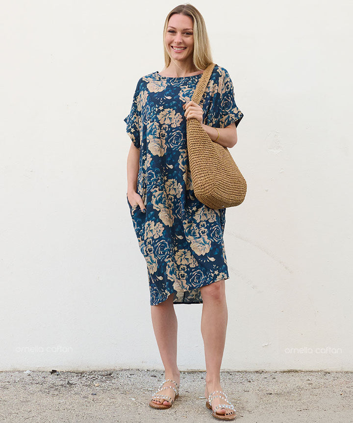 Robe Courte à Poches – Imprimé Floral Bleu Marine