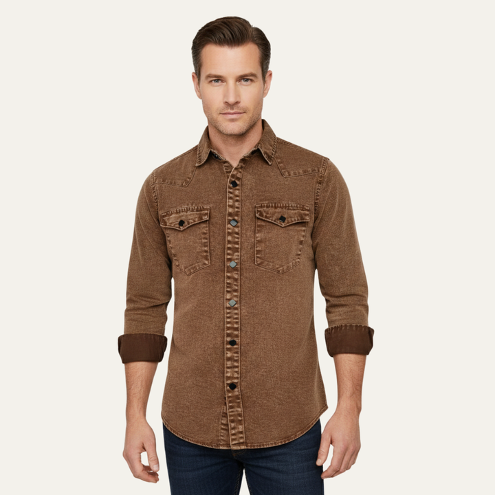 La chemise en denim vintage lavée marron pour homme de Foxhaven