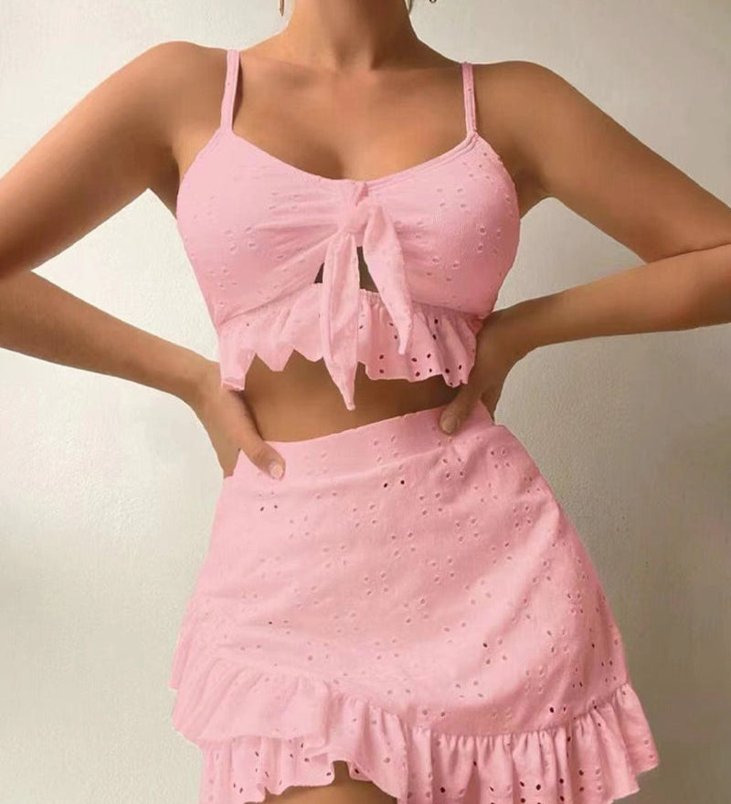 Ensemble bikini trois pièces avec robe