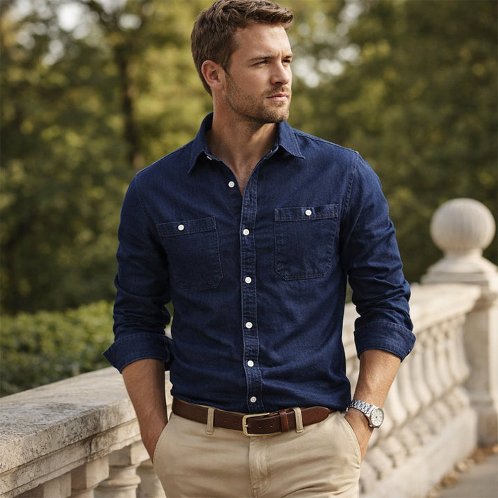 La chemise en denim slim fit pour hommes Crestfall Ridge avec poches doubles