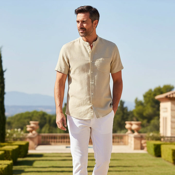La chemise basique décontractée d&