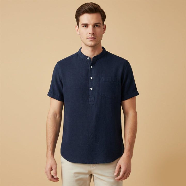 La chemise basique décontractée d&